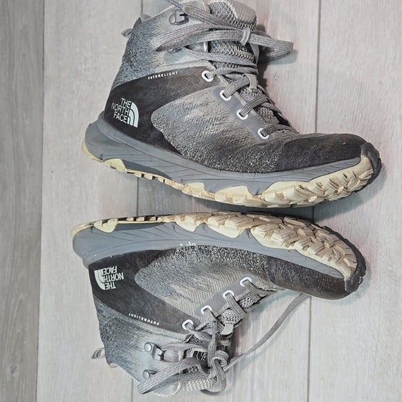 The North Face Women Ultra Futurelight Gray High Hiking Boots Sneakers Sz 6.5 - Picture 12 of 13
